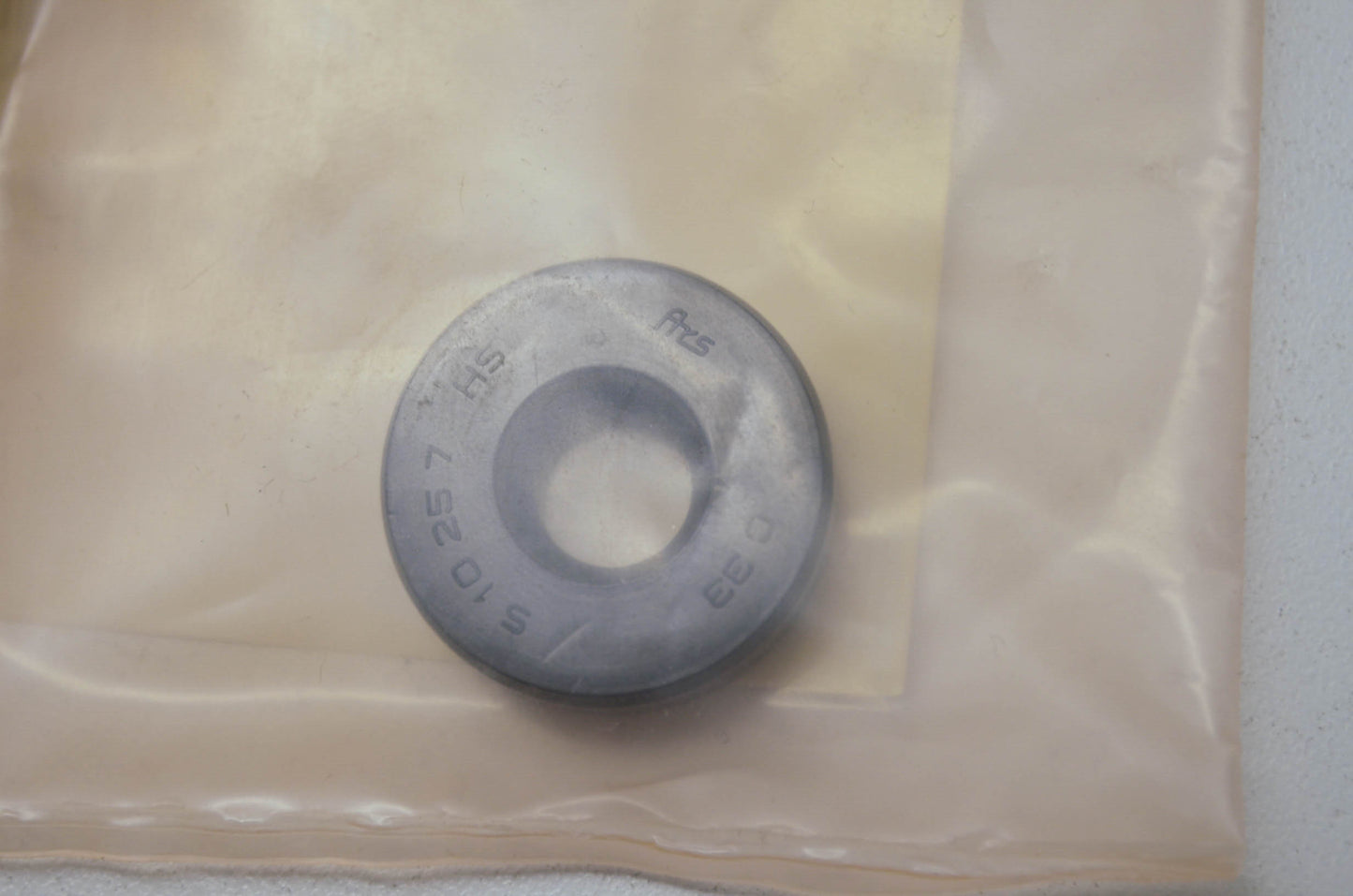 OEM Honda 91207-580-003 Oil Seal 10X25X7 NOS