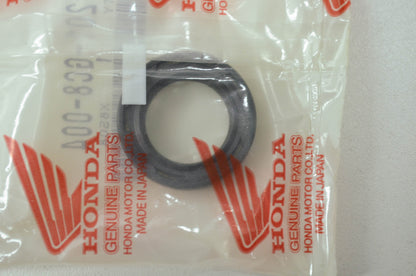 OEM Honda 91201-Gc8-004 Oil Seal 20X30X7 NOS