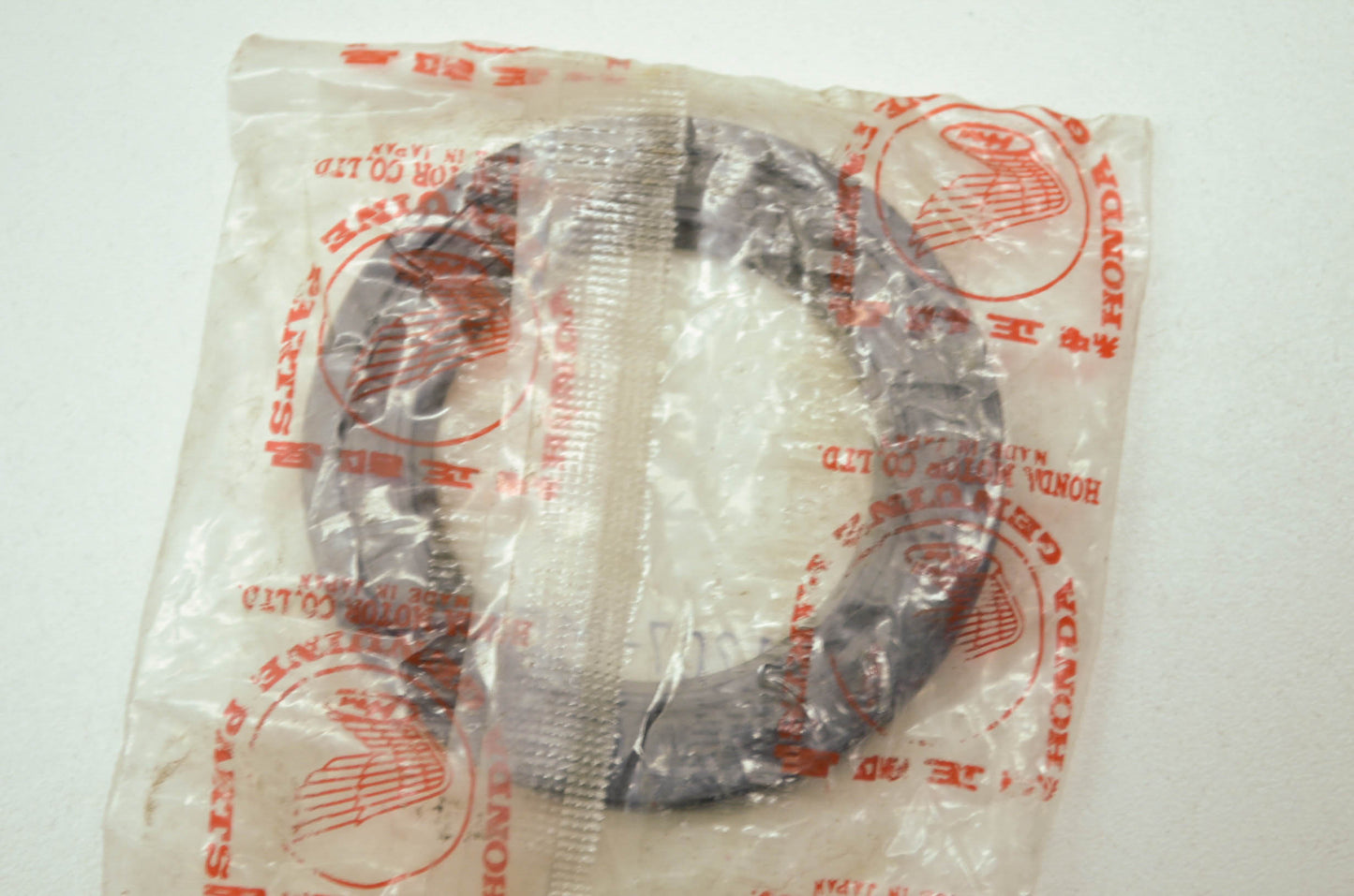 OEM Honda 91207-MB2-003 Oil Seal 40X62X6 NOS