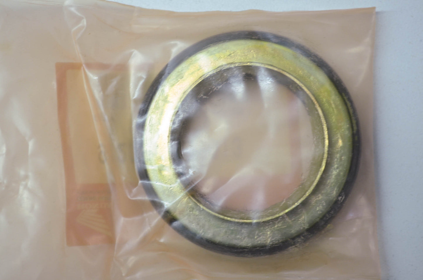 OEM Honda 91206-950-013 Oil Seal 40X62X9 NOS