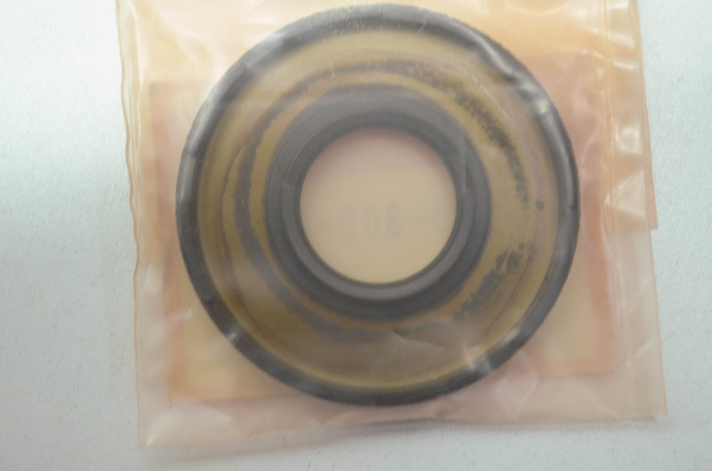 OEM Honda 91205-300-005 Oil Seal 25X62X7 NOS