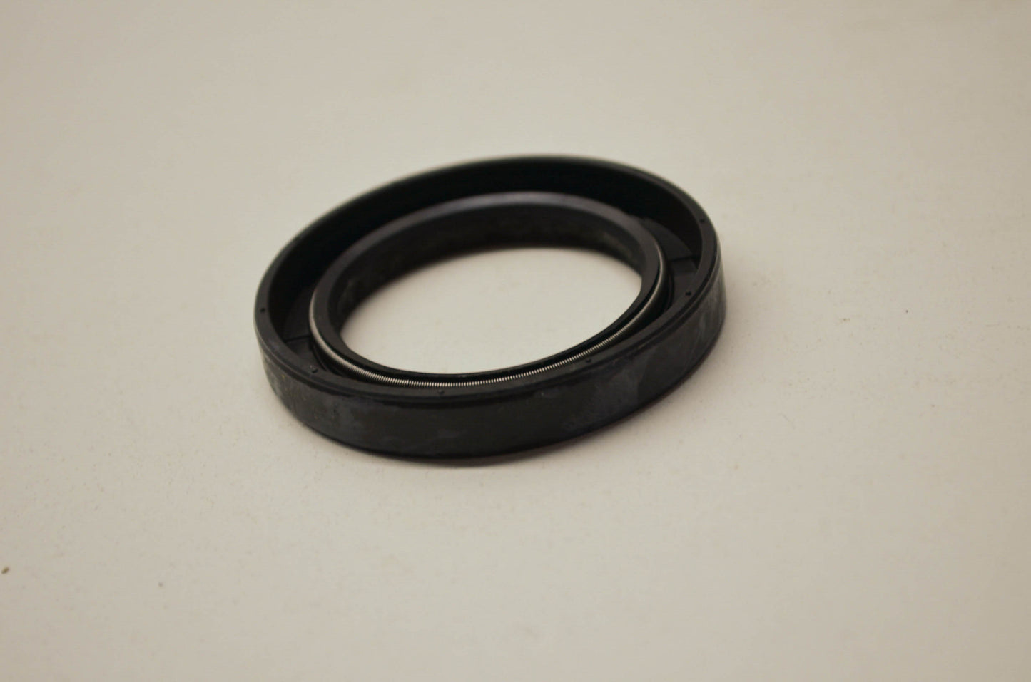 OEM Honda 91206-MB2-003 Oil Seal 40X58X9 NOS