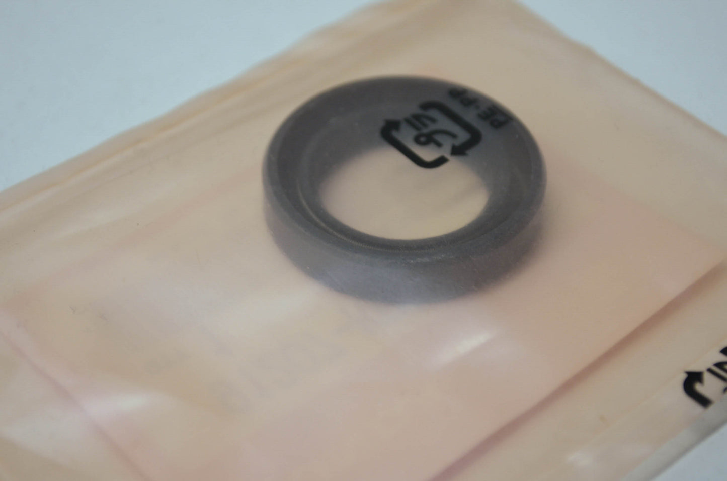 OEM Honda 91207-KB4-671 Oil Seal 22X34X7 NOS