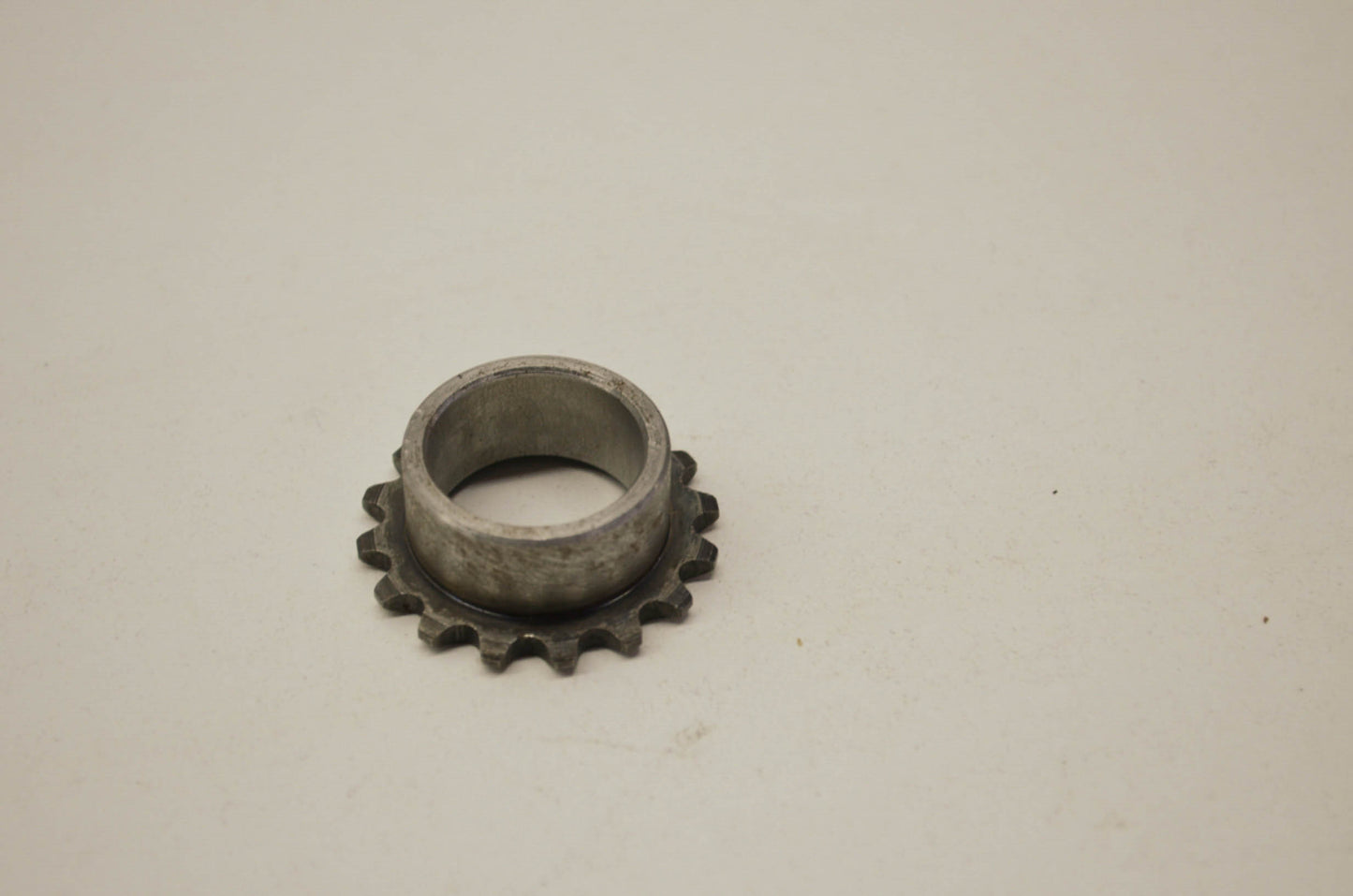 OEM Honda 14311-958-000 Sprocket 16T NOS