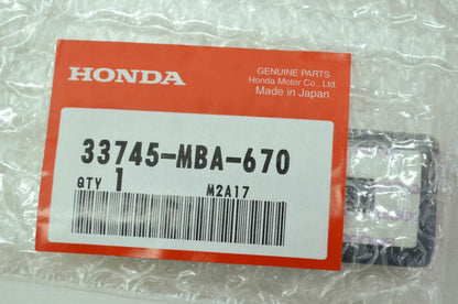 OEM Honda 33745-MBA-670 Front Reflector Set NOS