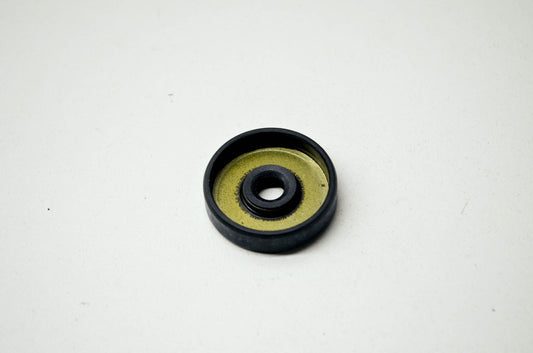 OEM Kawasaki 92050-040 Oil Seal TC7297 NOS