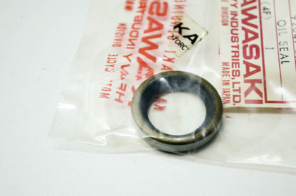 OEM Kawasaki 92049-012 Oil Seal SB20285 NOS