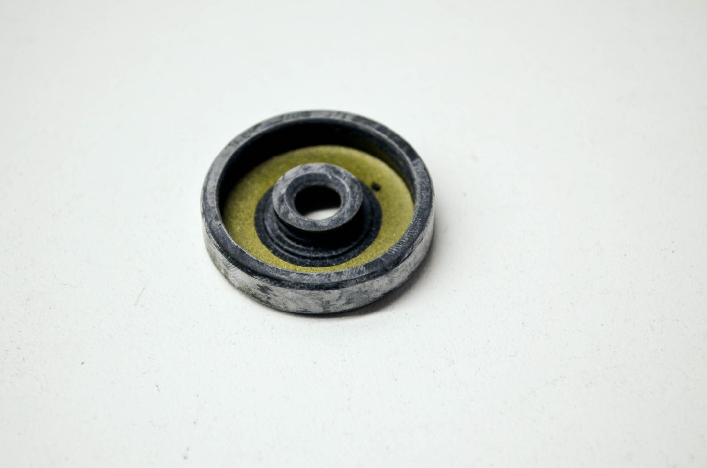 OEM Kawasaki 92050-025 Oil Seal SC7317 NOS