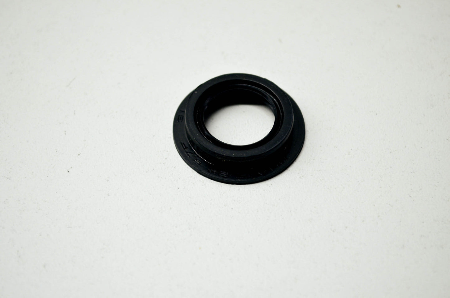 OEM Kawasaki 92049-1223 Oil Seal MHA17245.7F NOS