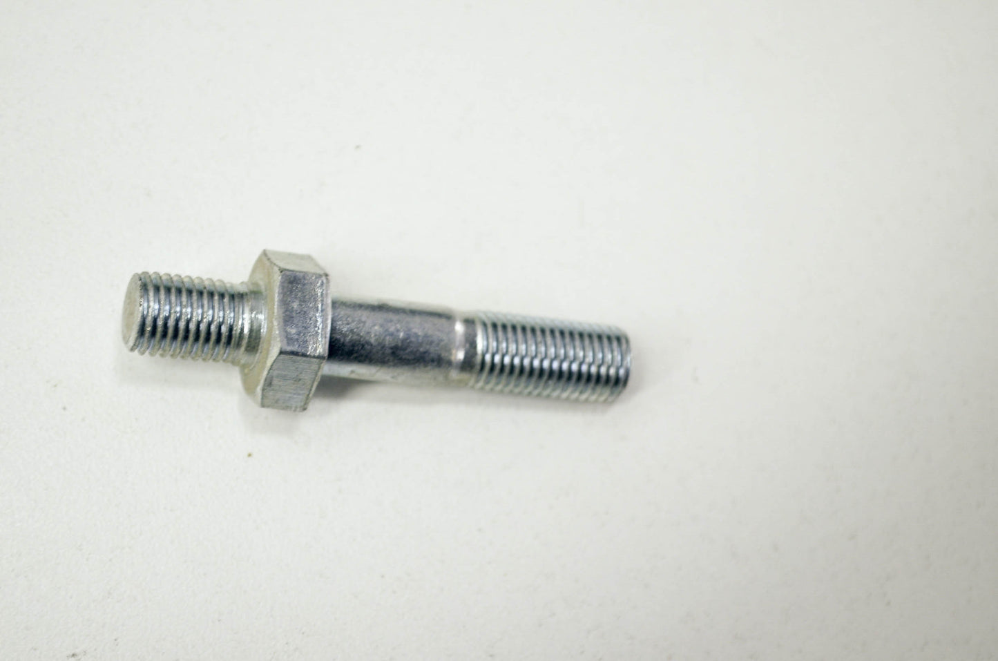 OEM Yamaha 90116-10115-00 Stud Bolt NOS