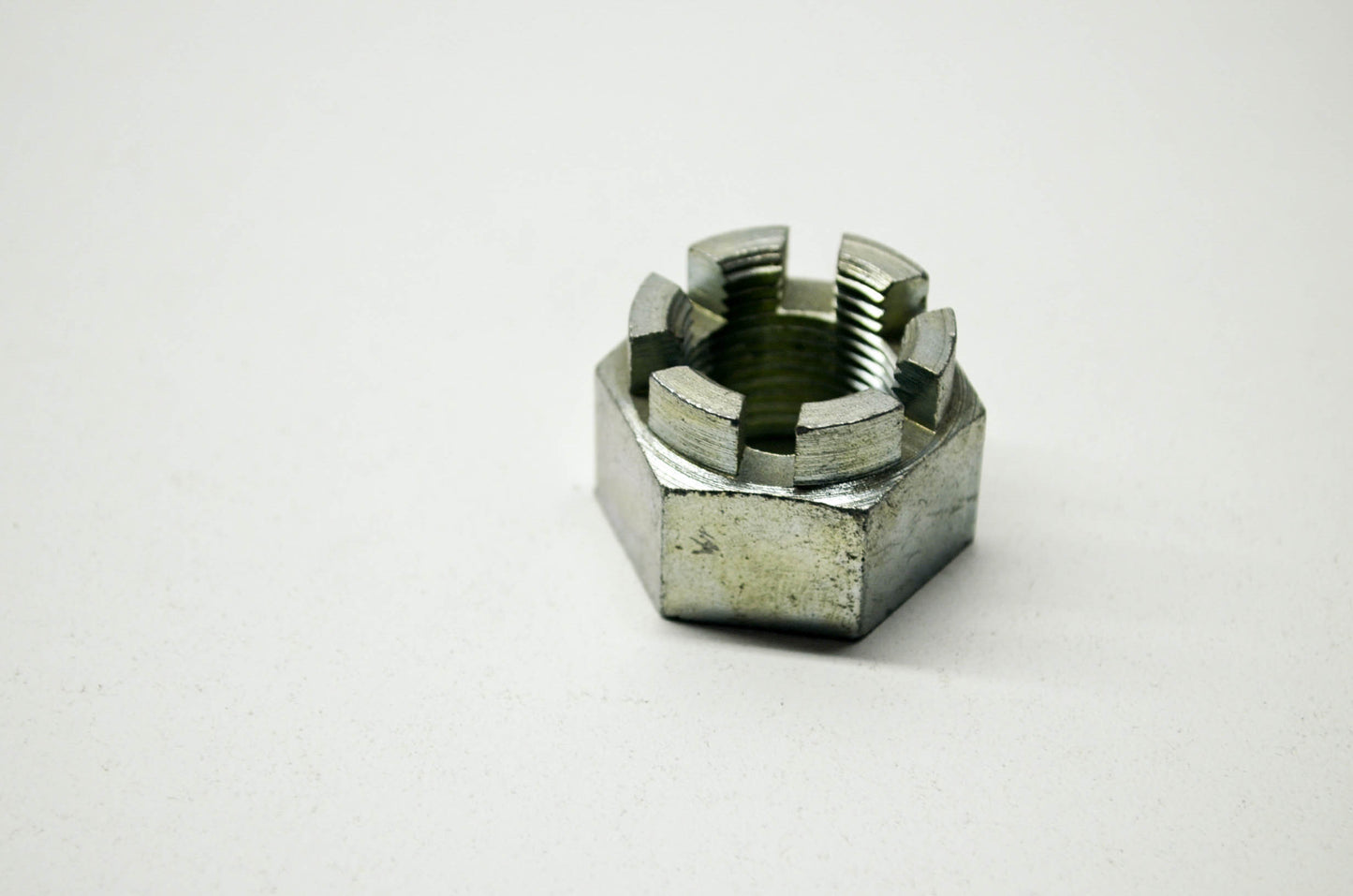 OEM Yamaha 90171-20036-00 Castle Nut NOS