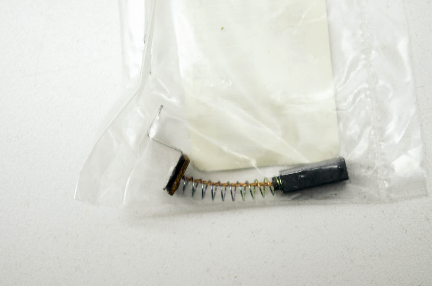 Brush 1 NOS