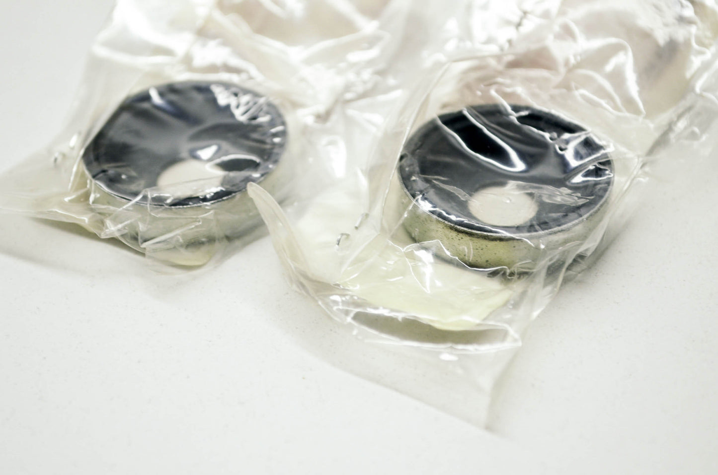 OEM Yamaha 1UY-23517-00-00 Thrust Cover 1 Qty 2 NOS