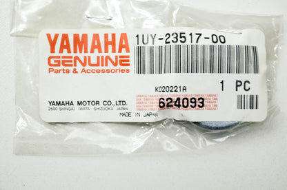OEM Yamaha 1UY-23517-00-00 Thrust Cover 1 Qty 2 NOS