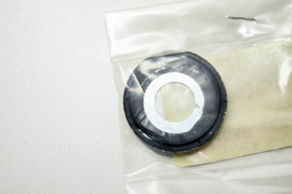 OEM Yamaha 26H-22129-00-00 Thrust Cover 2 NOS