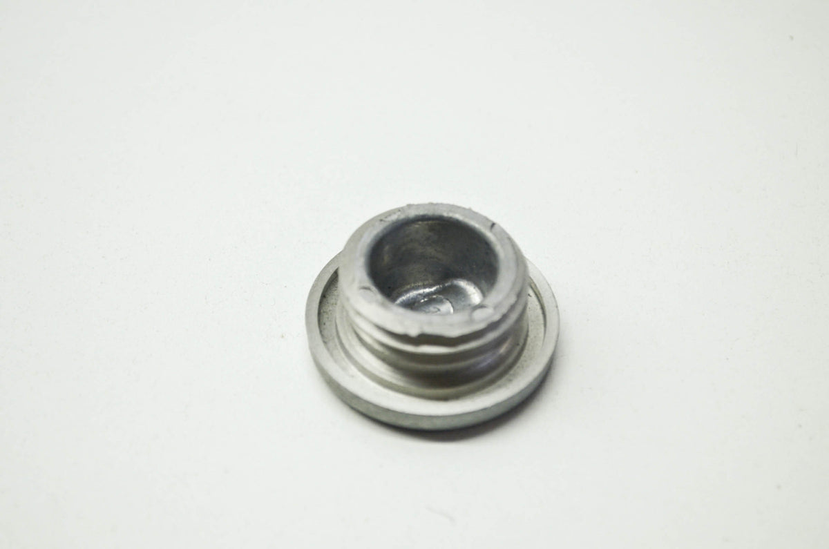 OEM Yamaha 3FV-15363-00-00 Oil Plug NOS