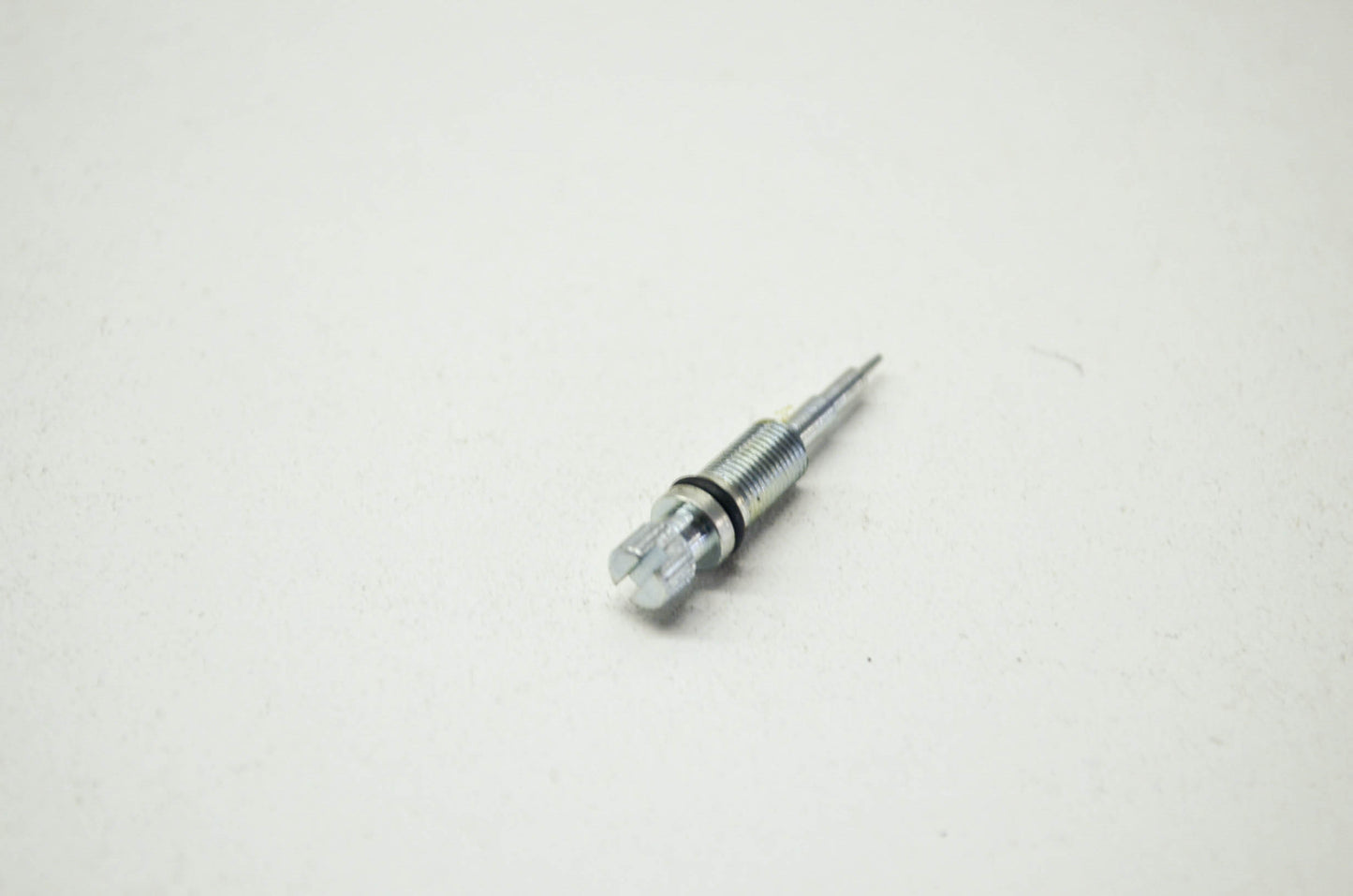 OEM Yamaha 2F0-14923-00-00 Pilot Screw NOS