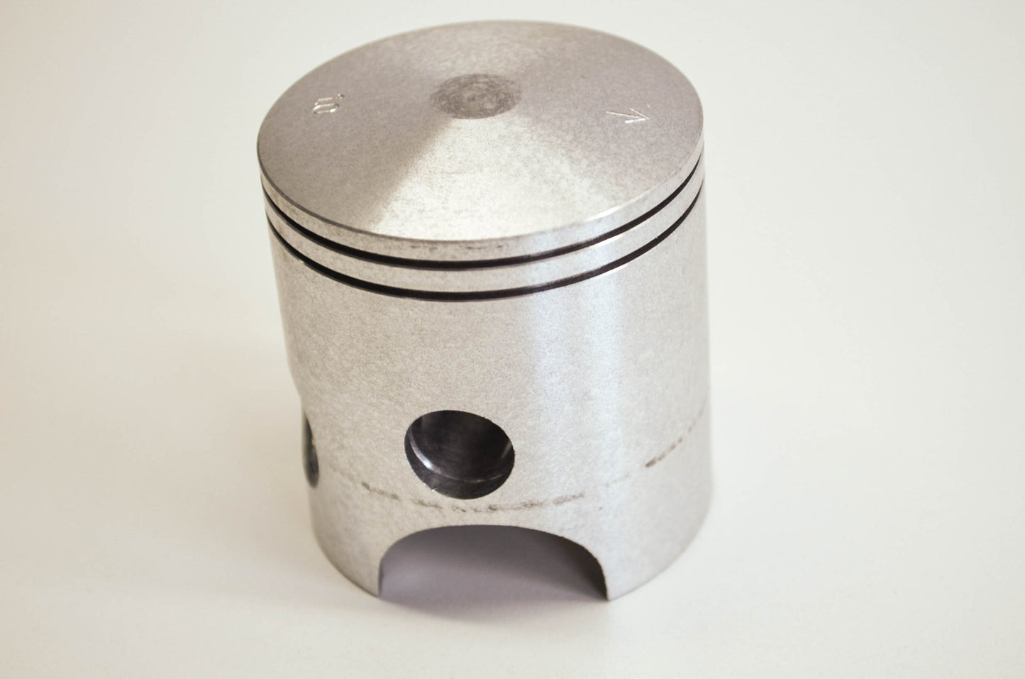 OEM Yamaha 2v0-11638-01-00 Piston 4 O/S 1.00 NOS