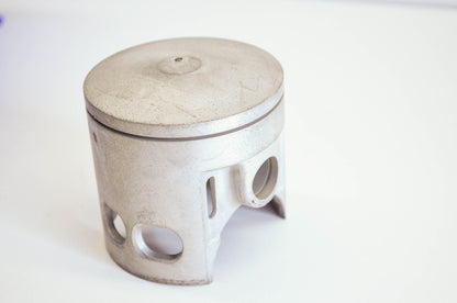 OEM Yamaha 365-11635-01-00 Piston 1 O/S 0.25 NOS