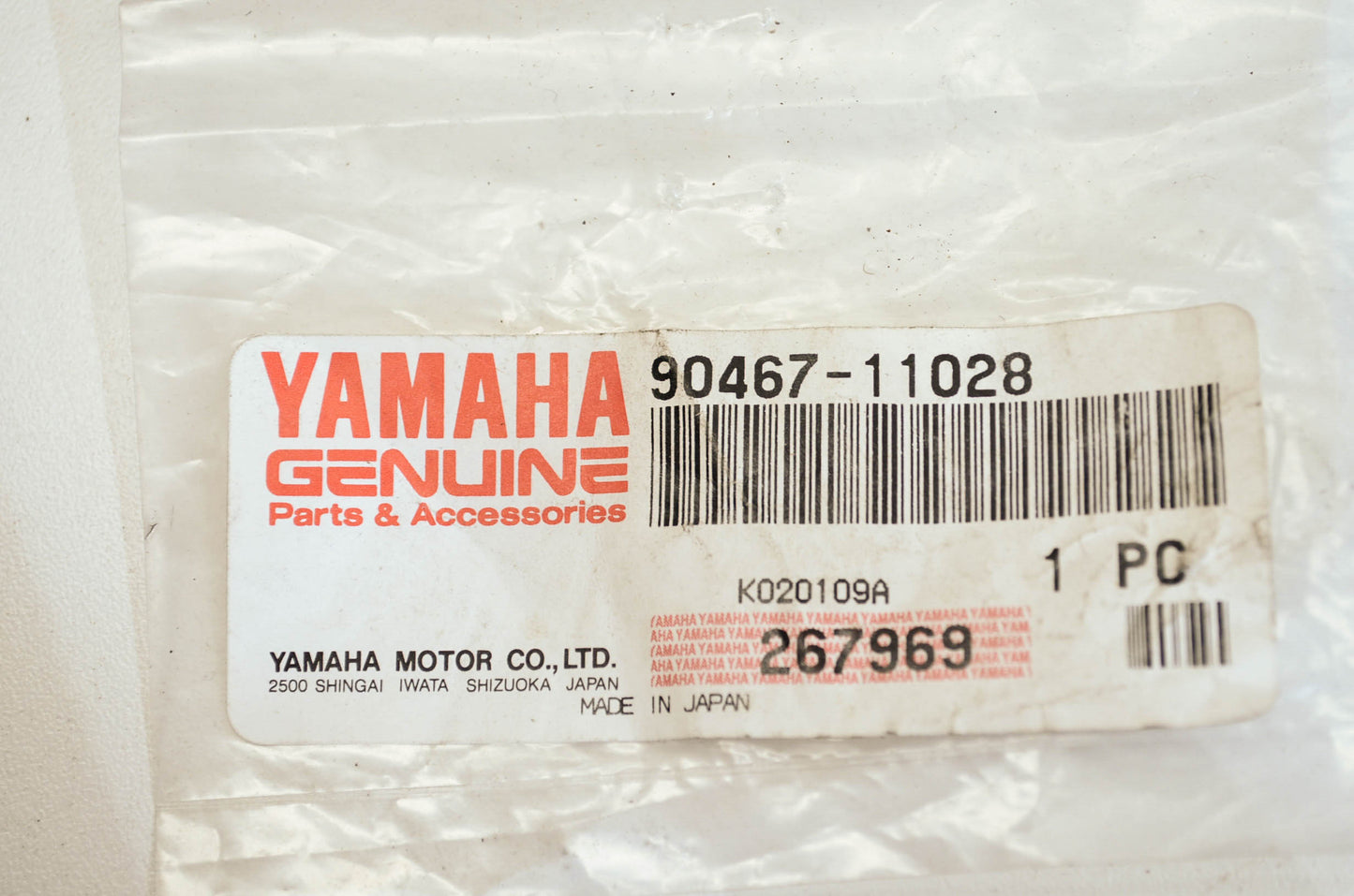 OEM Yamaha 90467-11028-00 Scissor Clip NOS