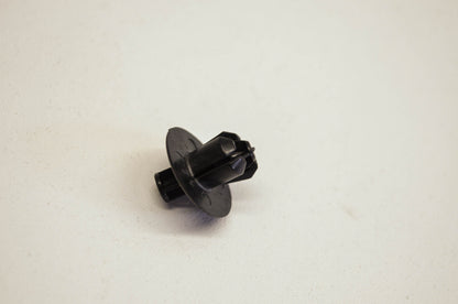 OEM Yamaha 90269-07077-00 Rivet NOS
