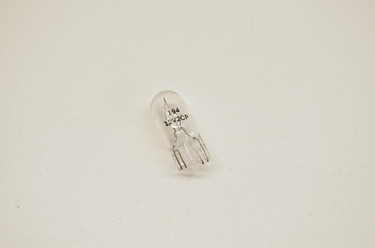 New OEM Yamaha FZ600 FZ750 FZR400 FZF750 FZX700 YFM350 Meter Bulb NOS