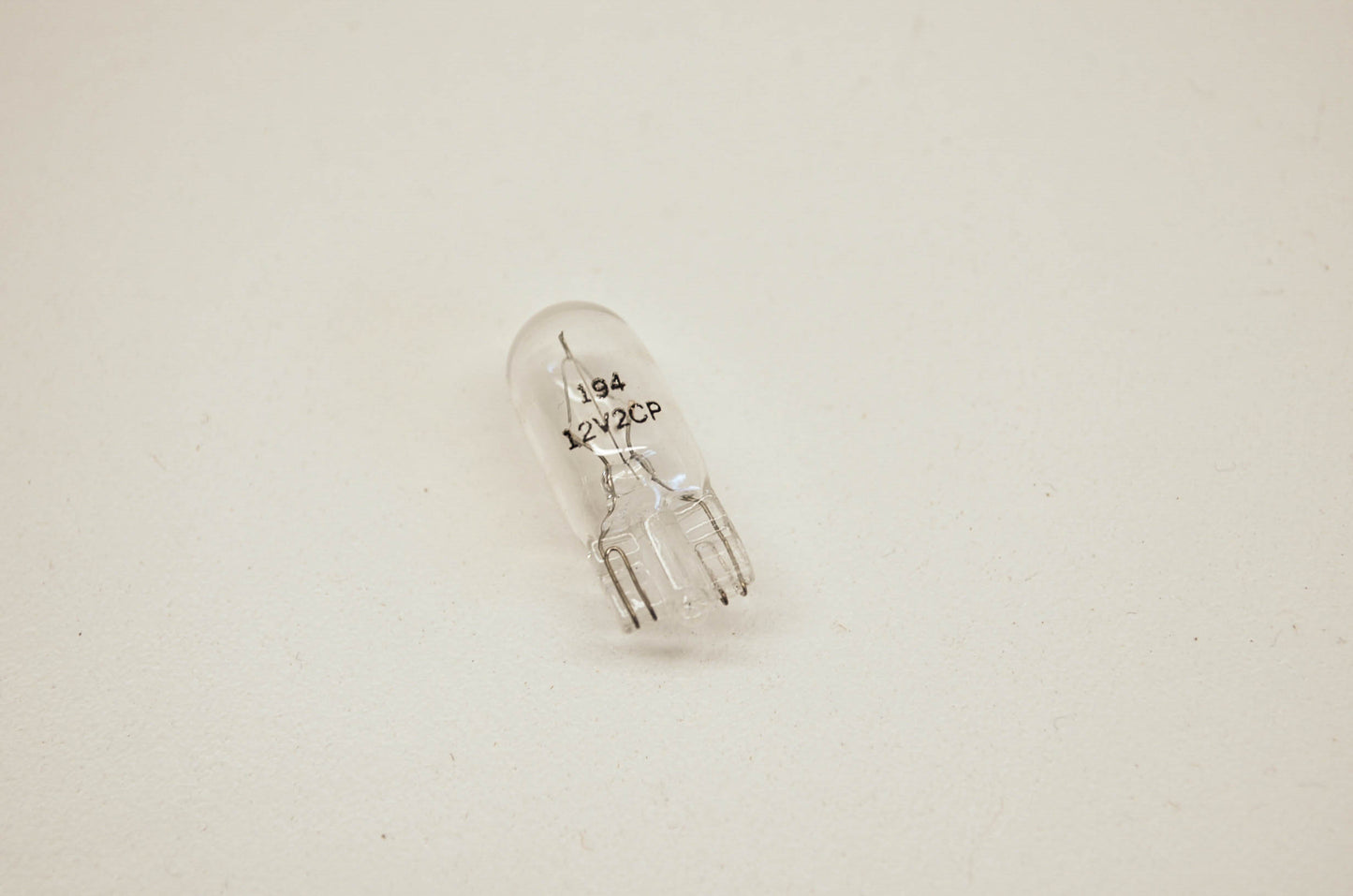 New OEM Yamaha FZ600 FZ750 FZR400 FZF750 FZX700 YFM350 Meter Bulb NOS