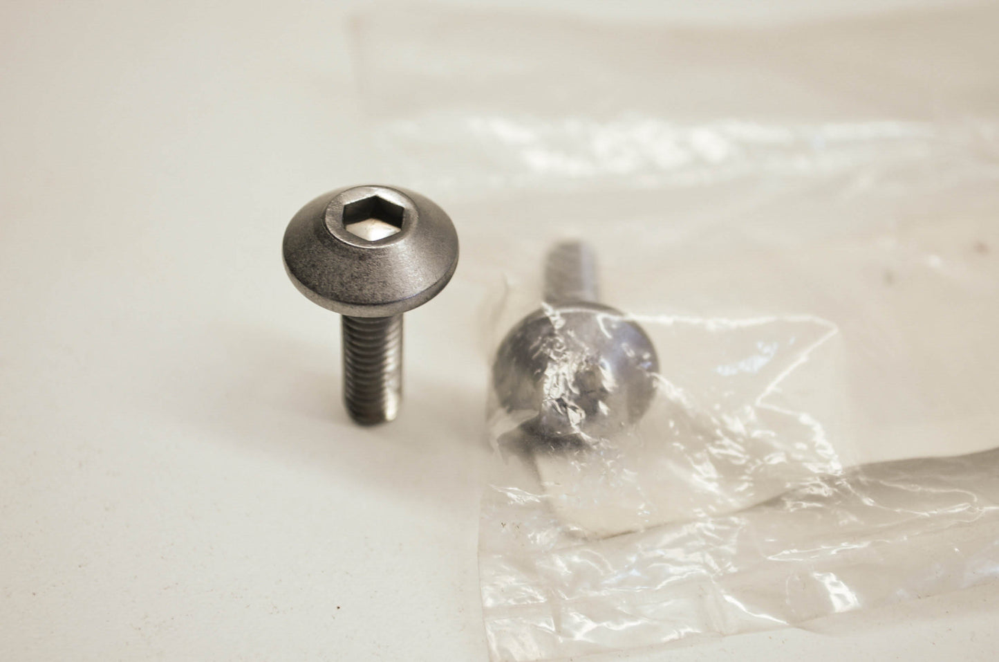 OEM Yamaha 90149-06302-00 Special Shape Screw NOS