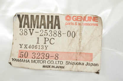 OEM Yamaha 38v-25388-00-00 Chain 1 Puller NOS
