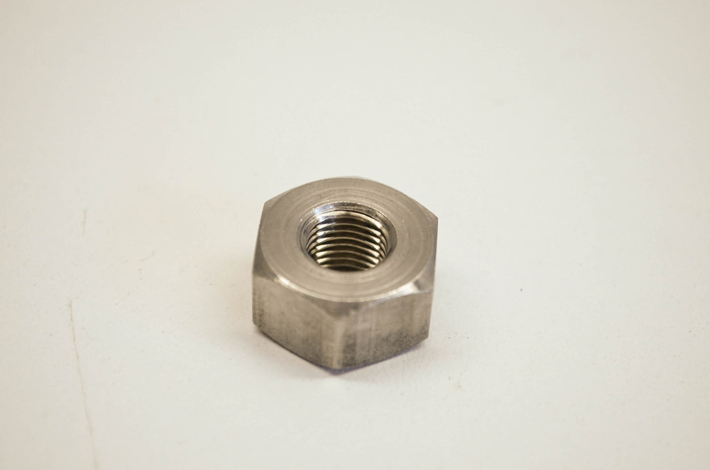 New OEM Honda NUT (3/8-24 UNF) BF35 BF45 BF25 BF40 BF50 BF8 BF9 NOS
