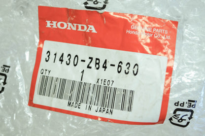 OEM Honda 31430-zb4-630 Breaker NOS