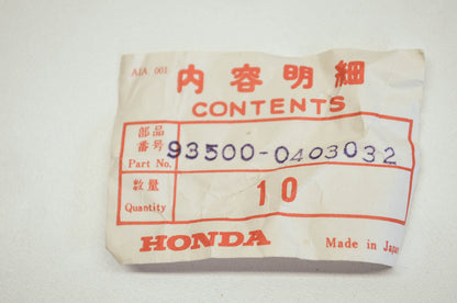 New OEM 10x Honda Screw 10 screws in this lot NOS