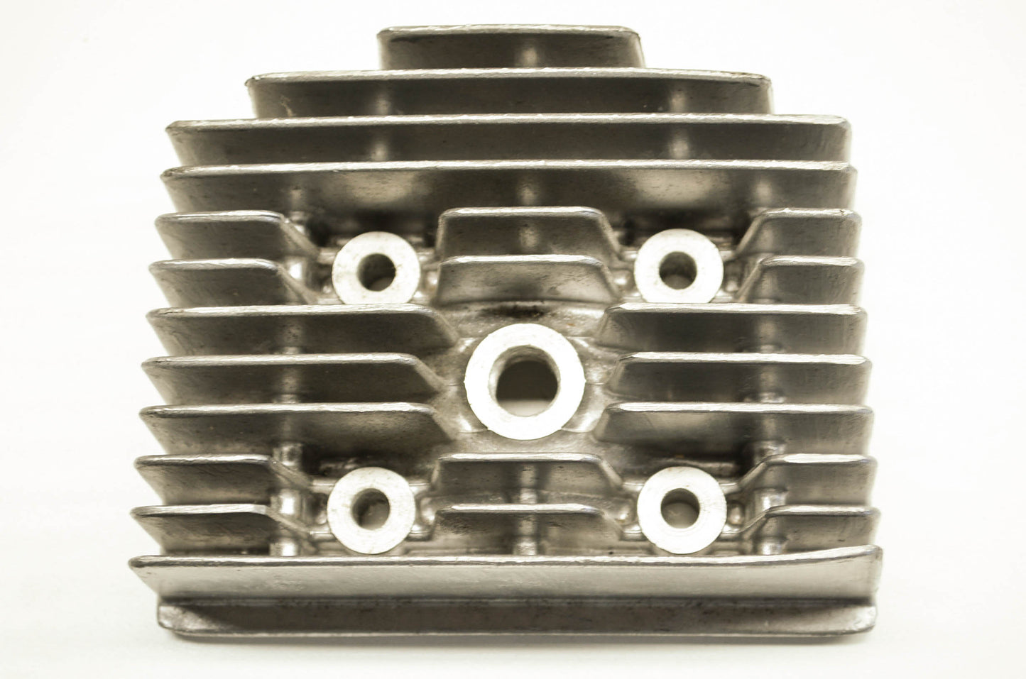 OEM Yamaha 273-11121-00-00 Cylinder Head 2 NOS