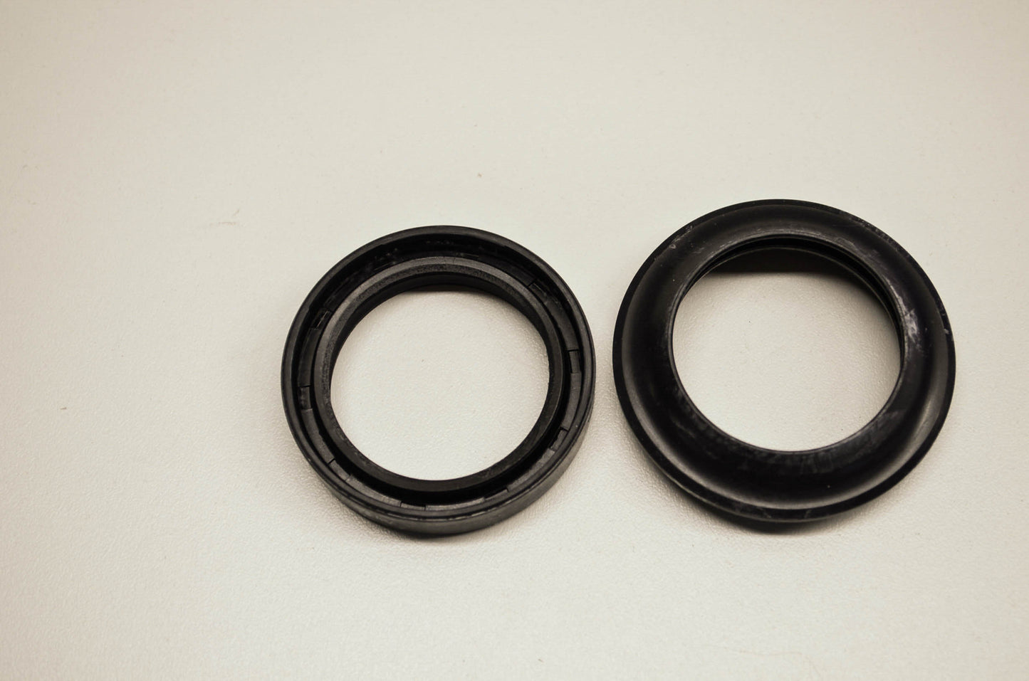 OEM Honda 51490-MB9-782 Front Fork Seal Kit NOS