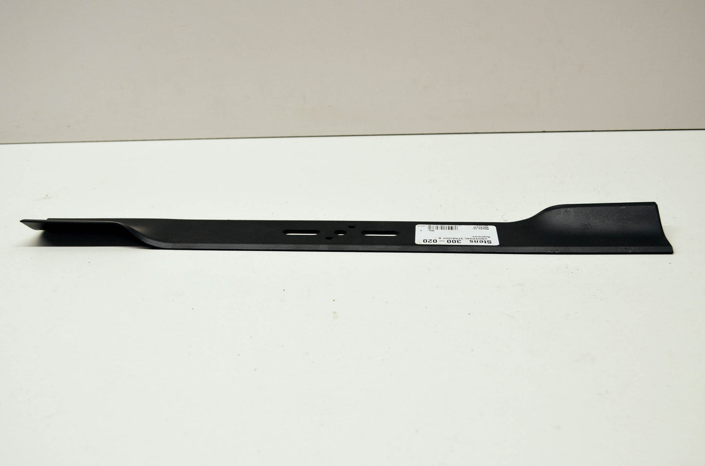 Universal Straight Blade 20' L, 3/8' Center Hole NOS
