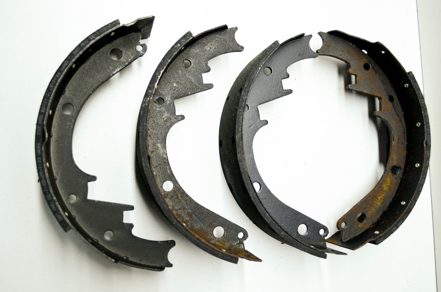 New Mighty Brake Shoe Kit Cadillac Brougham Escalade Fleetwood Chevrolet Suburba