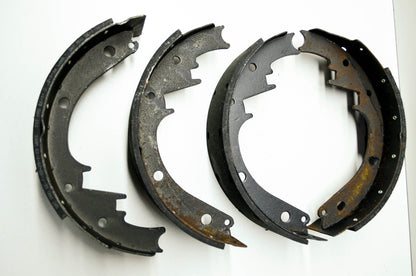 New Mighty Brake Shoe Kit Cadillac Brougham Escalade Fleetwood Chevrolet Suburba