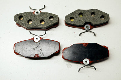 New Mighty Disc Brake Pads 93-05 Ford Taurus 93-02 Lincoln Continental 93-05 Mer