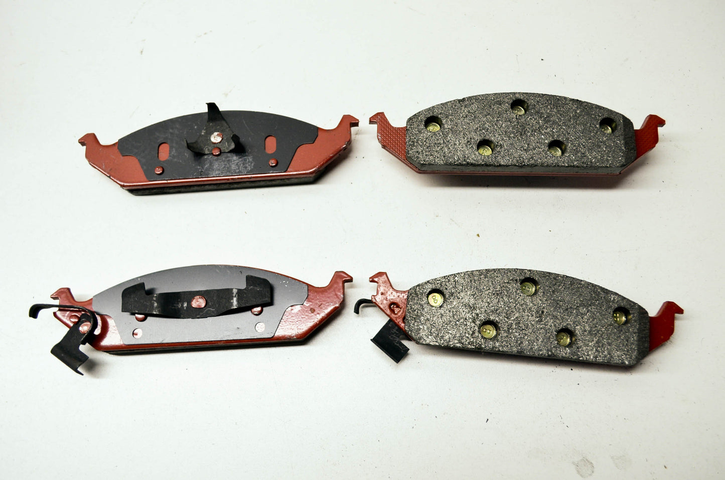 New Mighty Disc Brake Pads 96-00 Chrysler Cirrus Seabring Dodge Stratus Plymouth