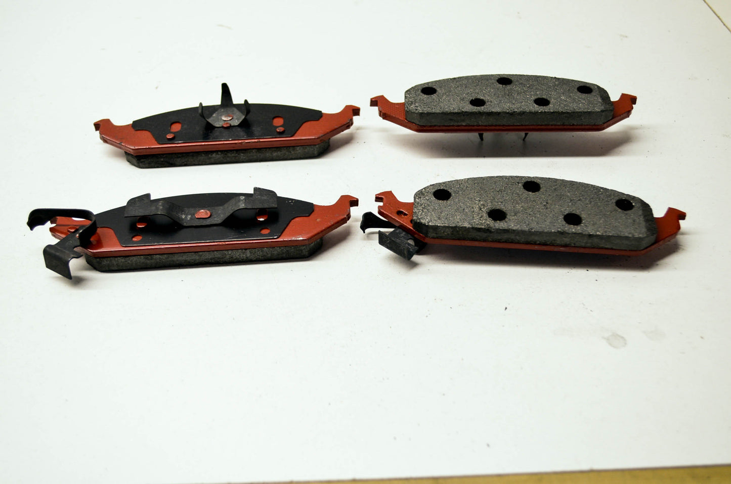 New Mighty Disc Brake Pads 96-00 Chrysler Cirrus Seabring Dodge Stratus Plymouth