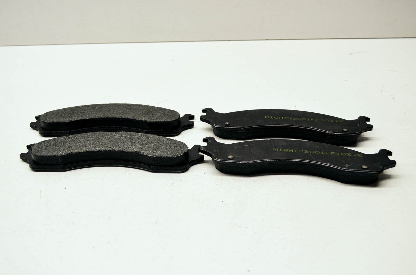 New Mighty Disc Brake Pads Dodge Ram B2500 B3500 Ford E-250 E-350 E-450 F-250 NO