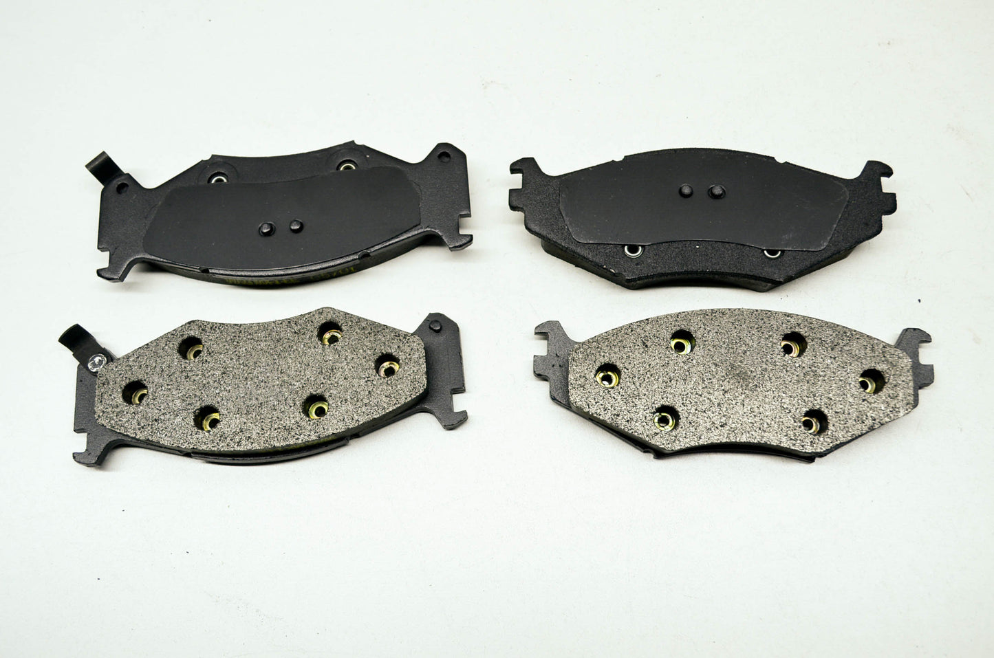 New Wearever Gold Premium Semi-Metallic Disc Brake Pads NOS