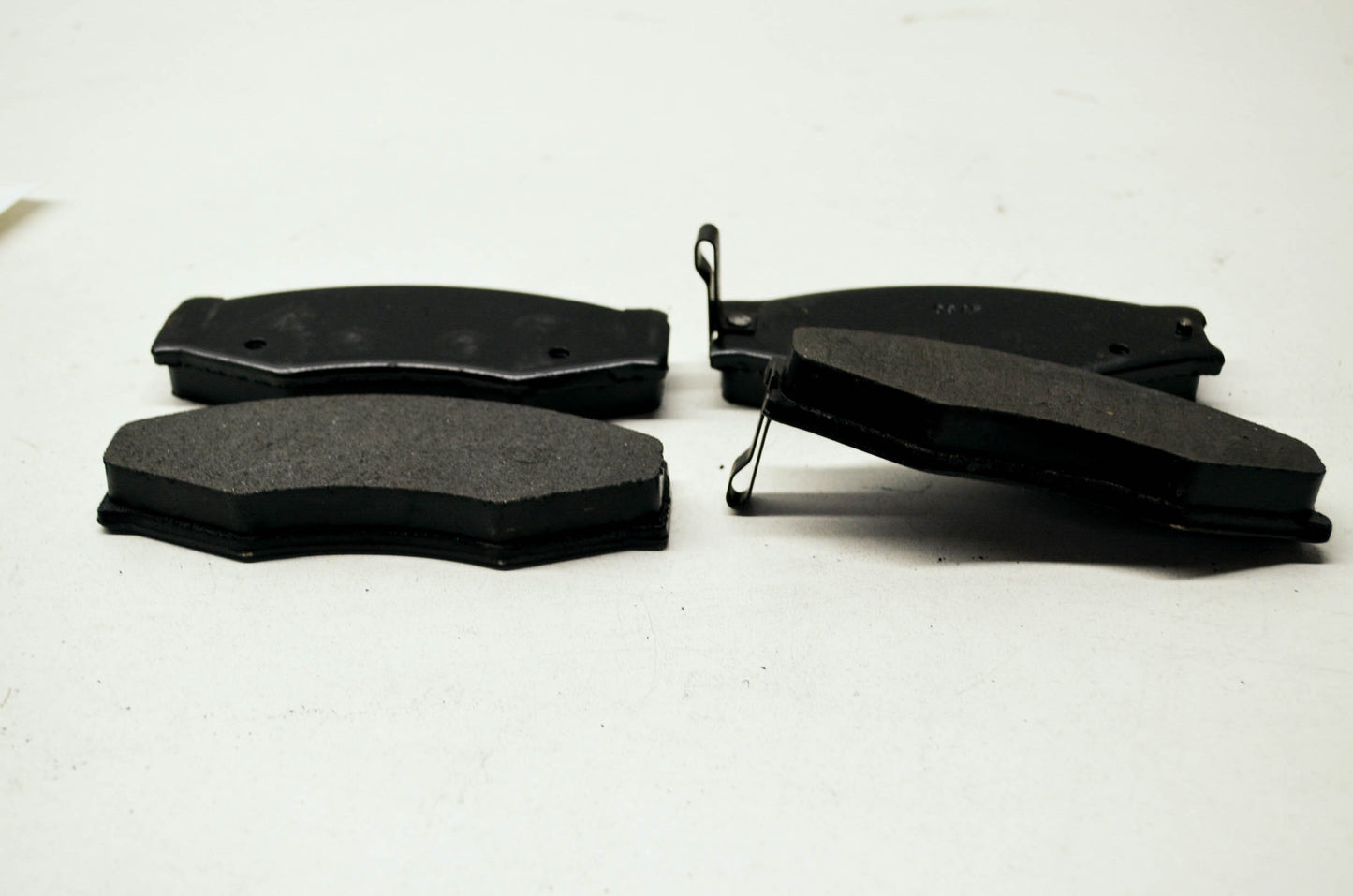 New Wearever Silver Premium Semi-Metallic Disc Brake Pads NOS