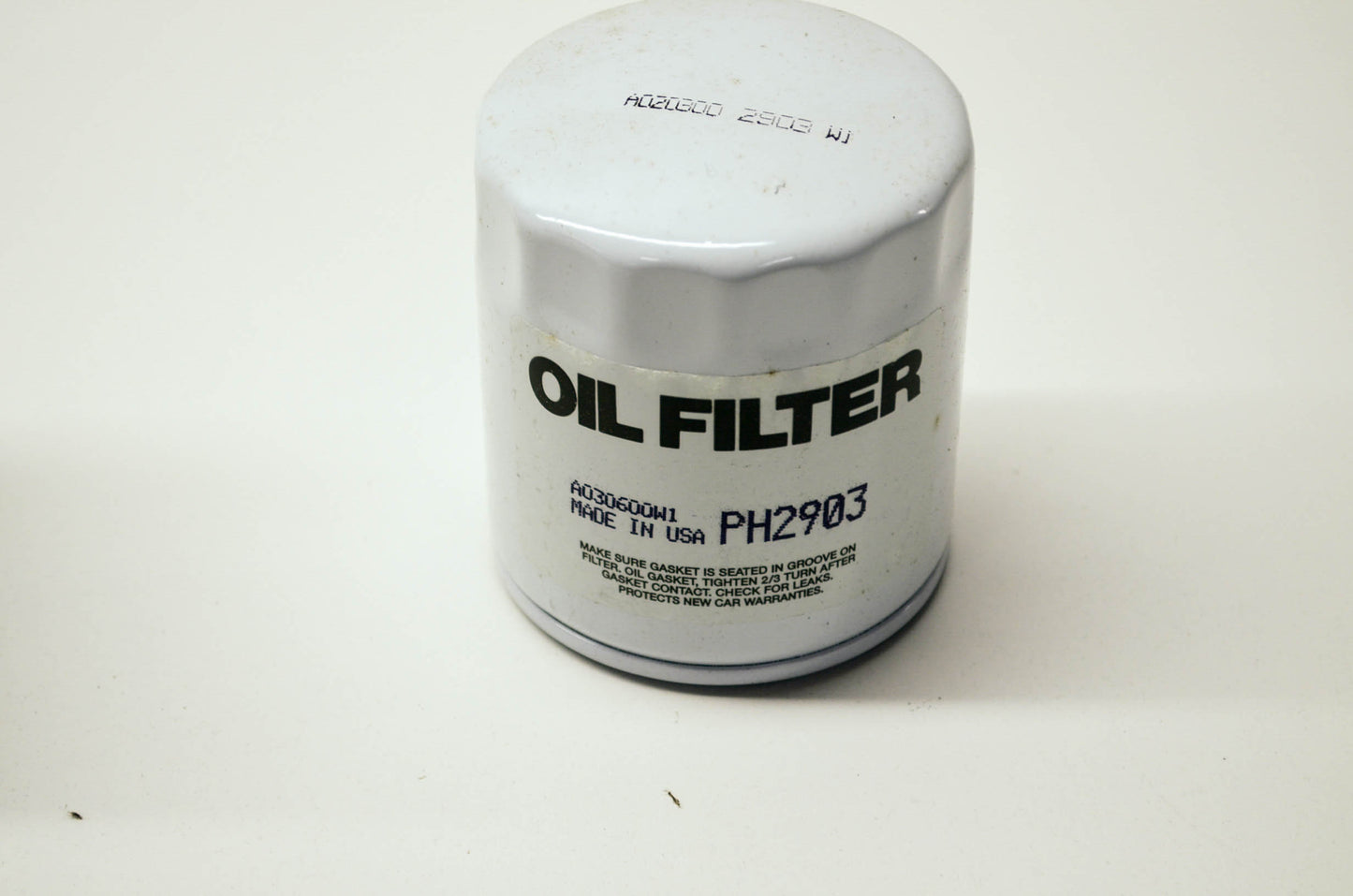New Fram Oil Filter Replaces AC PF57 Isuzu 8-93156750 LF2903 NOS