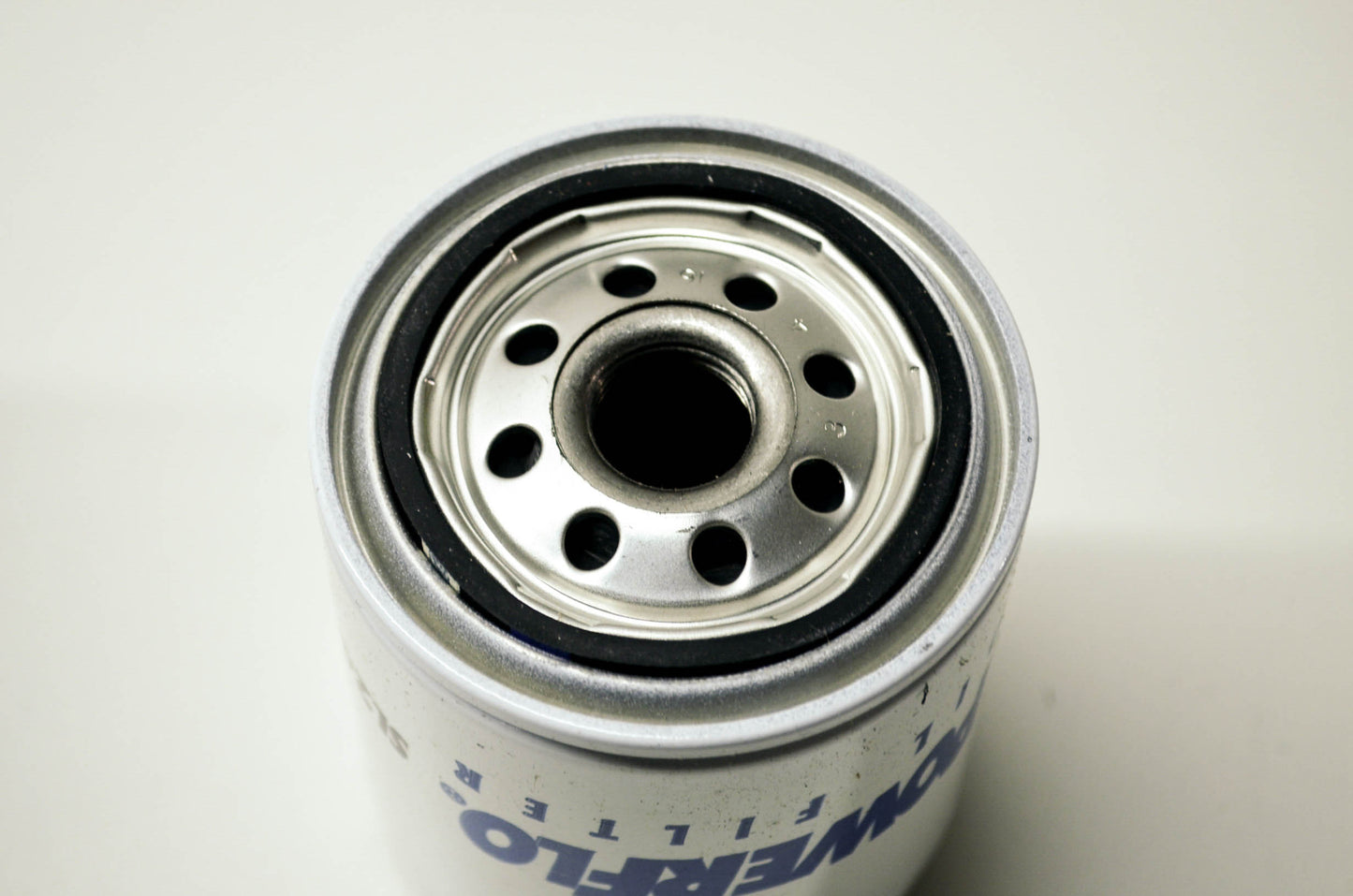 New PowerFlo Oil filter Replaces PUROLATOR L24457 NOS