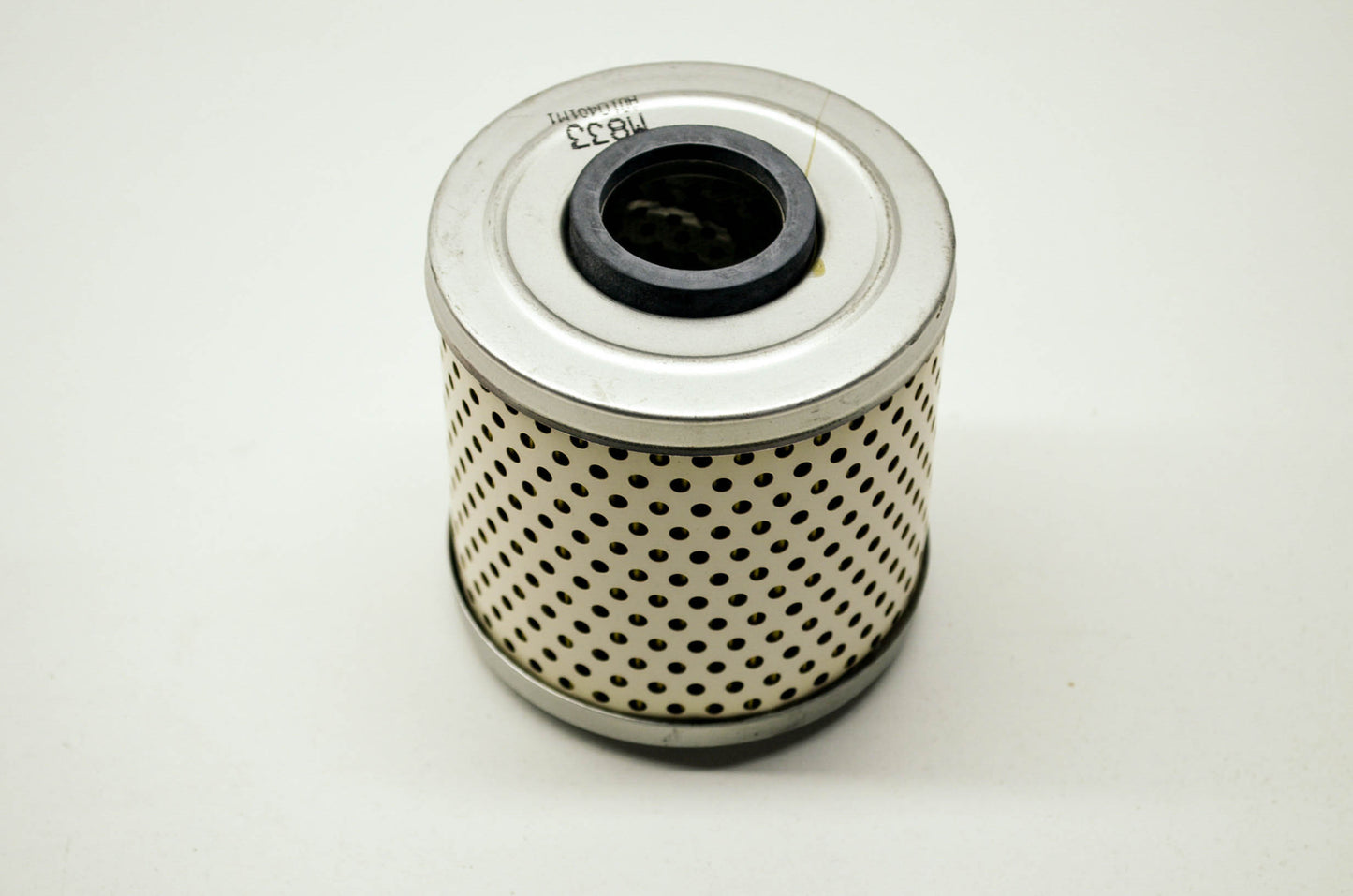 New Mighty Oil Filter replaces L17810 for BMW 318 NOS