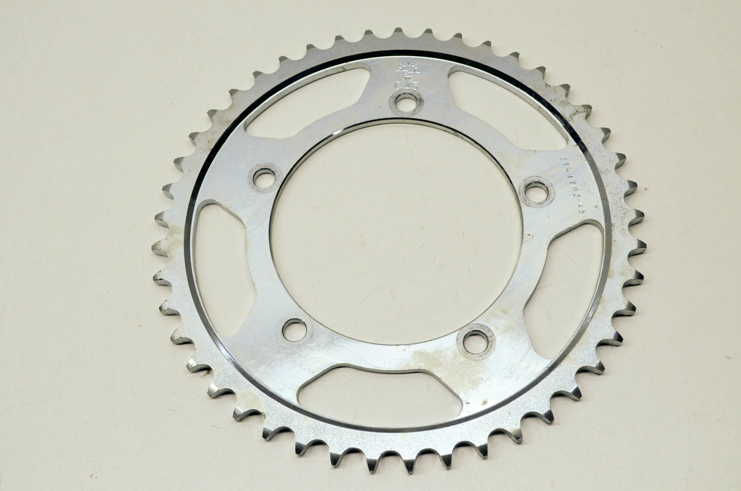 New JT Sprockets Rear 45T Suzuki GSXR 650 750 Daytona 600 650 TT 600 NOS