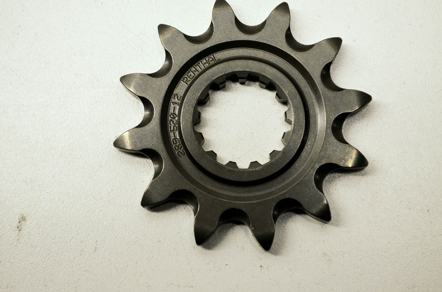 New Renthal Sprocket 12T Kawasaki 99-02 KX250 Yamaha 99-02 YZ250 YZ 400 426F NOS