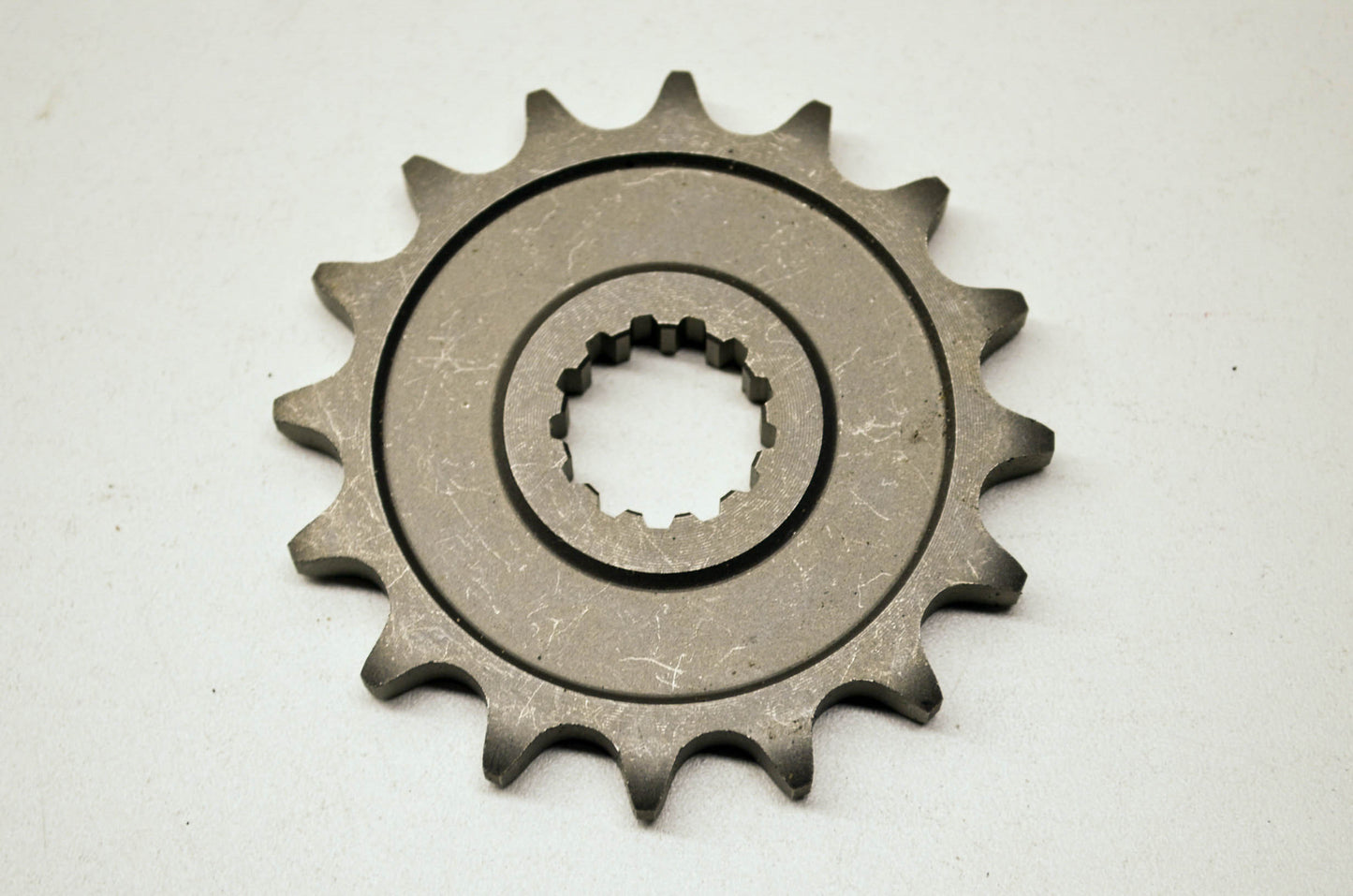 OEM Yamaha 9385E-16114-00 Drive Sprocket 16T NOS