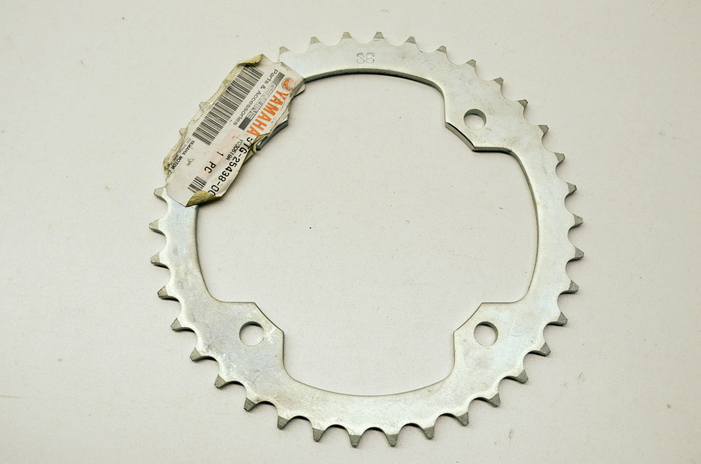 OEM Yamaha 5TG-25438-00-00 Driven Sprocket 38T NOS